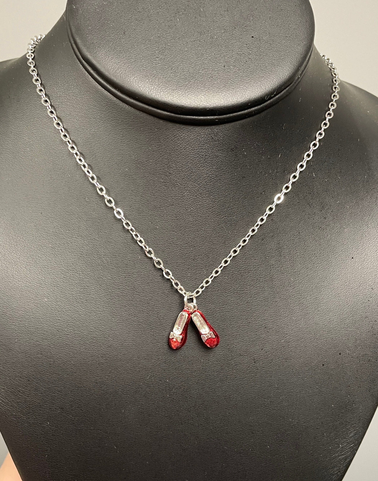 Red slippers necklace