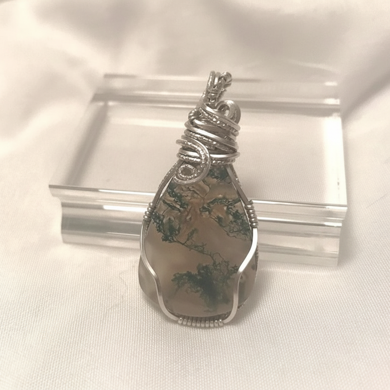 Moss Agate Pendant - Angle 2